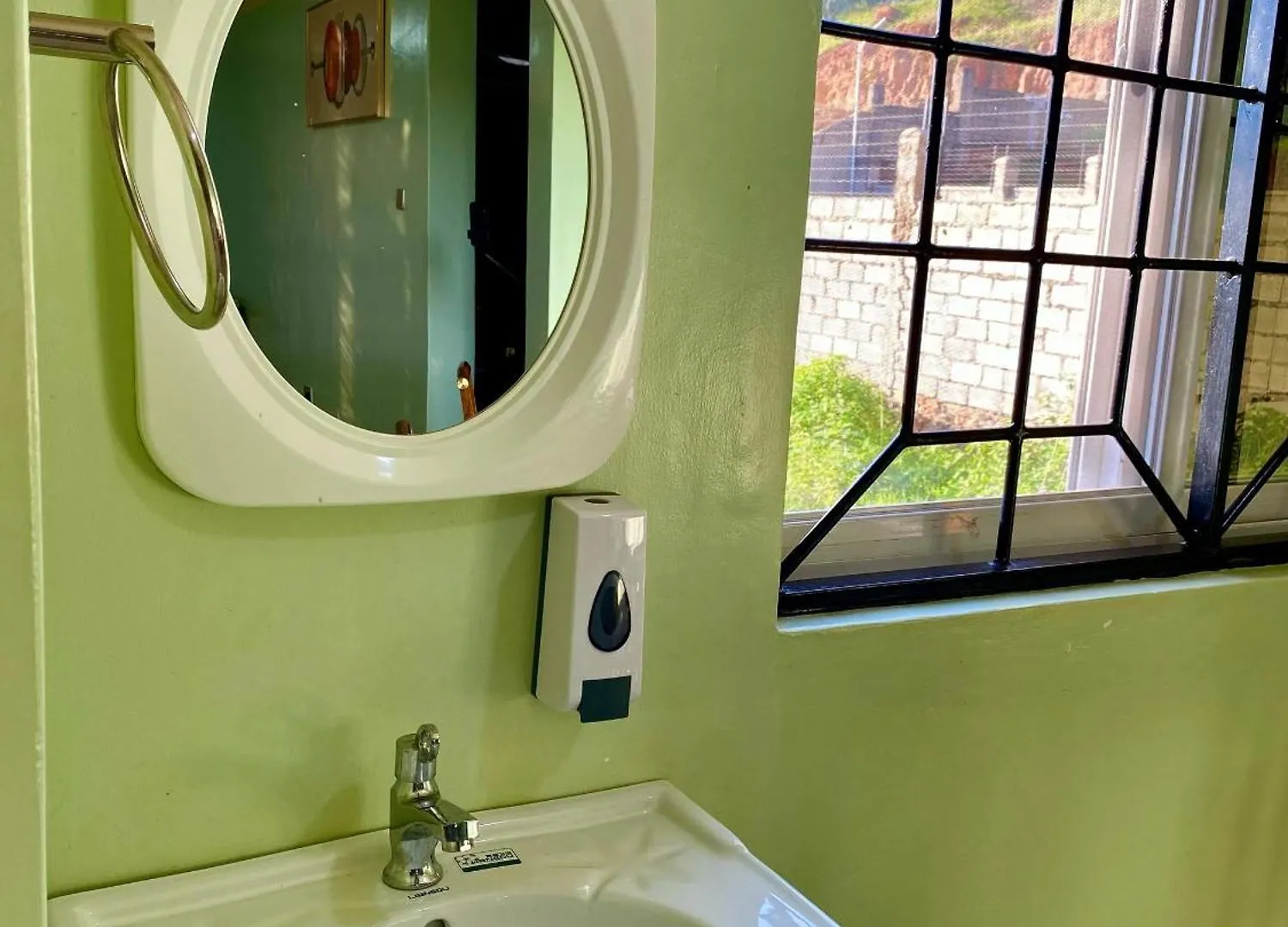 Luxury Feels Apartment Kampala