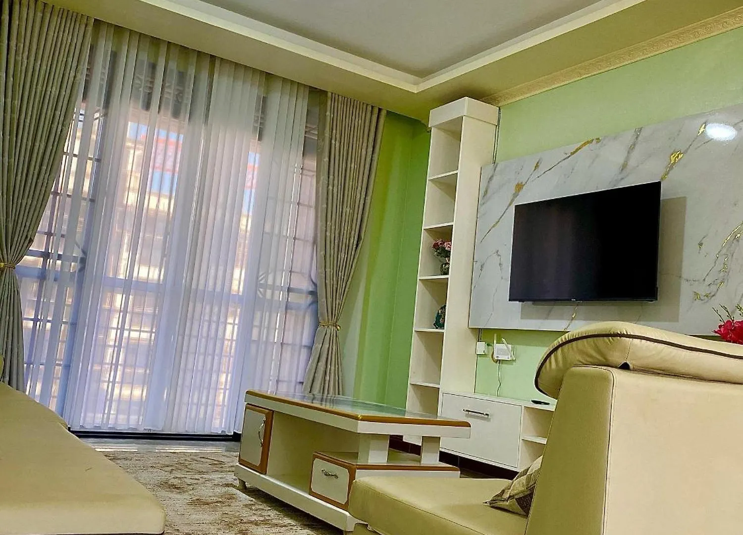 Luxury Feels Apartment Kampala 0*,