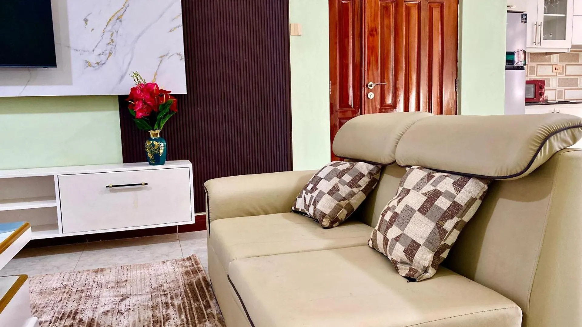 Luxury Feels Apartment Kampala Uganda
