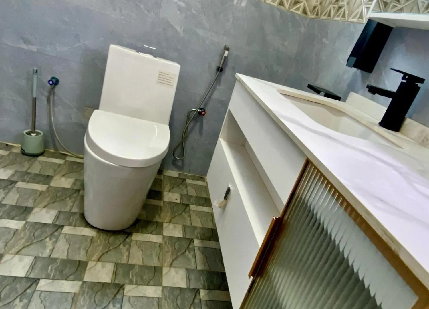 Luxury Feels Apartment Kampala 0*,
